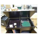 Antique/Vintage Mastercraft Victrola Phonograph in Cabinet