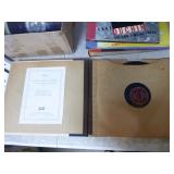 Antique/Vintage Mastercraft Victrola Phonograph in Cabinet