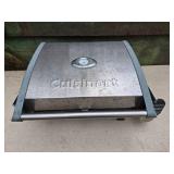 Cuisinart Grill Master Portable Gas Grille
