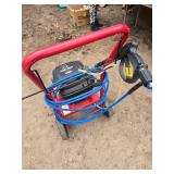 2100PSI Briggs and Stratton Pressure Washer, Works Good but Could Use a New Hose