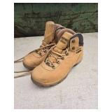 Hi Tec like new Work Boots Size 11
