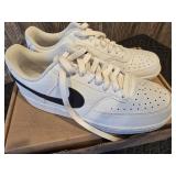 New Nike Shoes Size 10 White with Black
