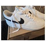 New Nike Court Vision Low Next Nature Sneakers Size: 8.5