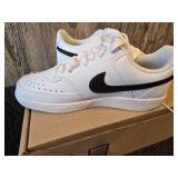 New Nike Court Vision Low Next Nature Sneakers Size: 8.5