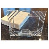 Mikasa showcase crystal frame that holds a 5 x 7” picture