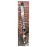 Dynastar Skis 152 cm with Marker binding