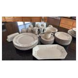 Newcor Stoneware Set of Dishes