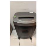 Royal MC 14 MX 14 sheet micro cut shredder