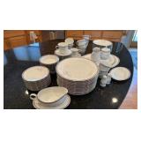 Noritake Malverne 12-piece pattern