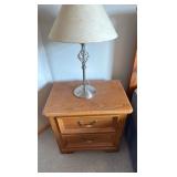 Thomasville Oak style nightstand with lamp included