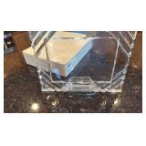 Mikasa showcase crystal frame that holds a 5 x 7” picture