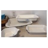 Pyrex and Corning Ware Lot includes Corn Flour bakeware and blue mixing bowl plus some 9 x 13” pans