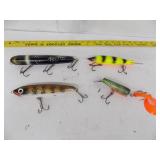 (4) Musky Lures