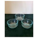 Pyrex Glass Mixing Bowls Set