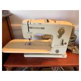 Bernina Record 730 Sewing Machine w/ Case Pedal Manual Accessories