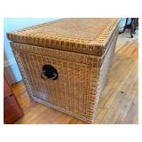 Wicker Storage Trunk Blanket Chest Wood Lined 35x20x21 Good
