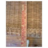 Wicker Storage Trunk Blanket Chest Wood Lined 35x20x21 Good