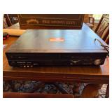 Panasonic DMR-EZ48V VHS DVD Recorder Combo Digital Tuner Good