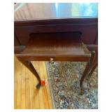 Pair Queen Anne Style Mahogany Finish End Tables w Drawer 18x28 Fair