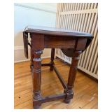 Vintage Gate Leg Drop Leaf Side Table Oval Oak Finish 29x24x20