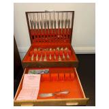 Community Plate Silverplate Flatware Set w Chest 63 Pc Vintage