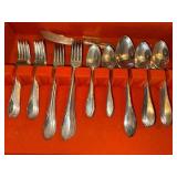 Community Plate Silverplate Flatware Set w Chest 63 Pc Vintage