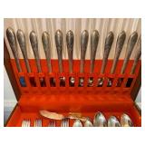 Community Plate Silverplate Flatware Set w Chest 63 Pc Vintage