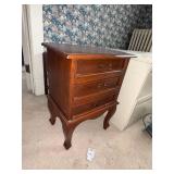 Vintage 3 Drawer Wood Nightstand Accent Chest Queen Anne Style