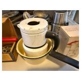 Vintage Kitchenware Cookware Lot Aluminum Utensils Sifter Rosette Iron