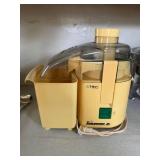 Trillium Juiceman Jr Electric Juicer Yellow Vintage Countertop Unit