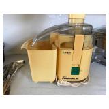 Trillium Juiceman Jr Electric Juicer Yellow Vintage Countertop Unit