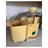 Trillium Juiceman Jr Electric Juicer Yellow Vintage Countertop Unit