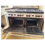 Wolf Commercial Gas Range 6 Burner Double Oven w Griddle Top
