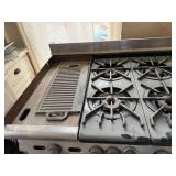 Wolf Commercial Gas Range 6 Burner Double Oven w Griddle Top
