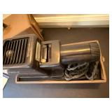 Kodak Kodaslide Highlux III Slide Projector w/ Case Vintage Untested