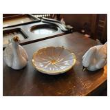 Ceramic Swan Vanity Set Gold Trim 3 Pc Figurines & Dish Good