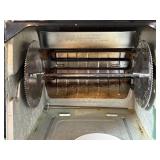 Ronco Showtime Rotisserie & BBQ Model 5000 - 1250 Watts, 60 Hz