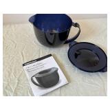 Tupperware Micro Pitcher 1 Qt/1 L, 25 oz Tritan Bottle, Breakfast Maker, Travel Mug, Ceramic Pitcher