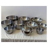 Assorted Stainless Steel Mixing Bowls & Colanders Set with Wood Stand