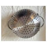 Assorted Stainless Steel Mixing Bowls & Colanders Set with Wood Stand