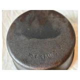 Cast Iron Cookware Set - 2 Pots with Lids & Grill Pan (Lot of 3)