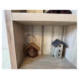 Rustic Wooden Birdhouse Display Shelf with Miniature Birdhouses