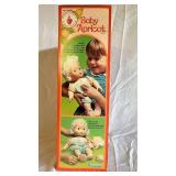 Kenner Baby Apricot Doll No. 26420 - Strawberry Shortcake World (Ages 3 and Up)