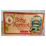 Kenner Baby Apricot Doll No. 26420 - Strawberry Shortcake World (Ages 3 and Up)