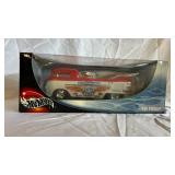 Racing Champions Chase The Race 2002 Edition VW Pickup - 1:24 Die-Cast Replica
