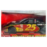 Racing Champions Chase The Race 2002 Edition VW Pickup - 1:24 Die-Cast Replica