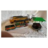 American Flyer & Franklin Train Set With Tracks Lot - Boxed Electric Engine & Cars