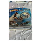 Hot Wheels Die-Cast Cars Mixed Lot - Pearl Driver, Haulers, Flamethrower & Racing Metals