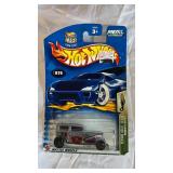 Hot Wheels Assorted Die-Cast Cars Lot - Earth Mover, Dark Rider, Street Eaters & More
