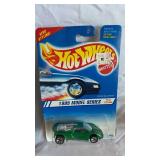 Hot Wheels Carded Die-Cast Lot - 1995 Model Series, 1998 First Editions Lakester, 1999 Space Series